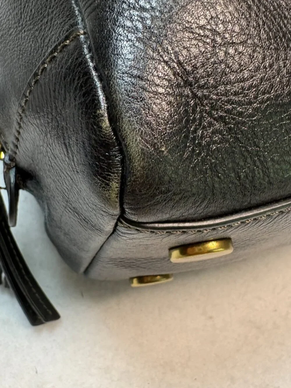 Vintage Fossil Sydney Satchel Black Leather Crossbody Quiet Luxury Preppy Chic